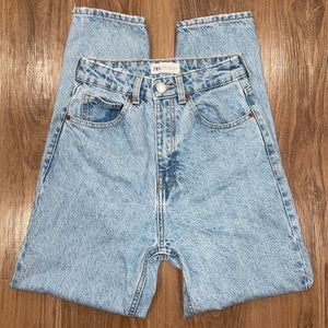 Zara Light Blue Wash Mom Jeans
